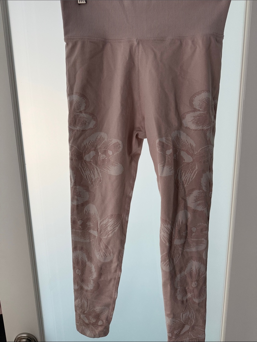 High-Waist Floral Seamless Leggings - Mauve Pink